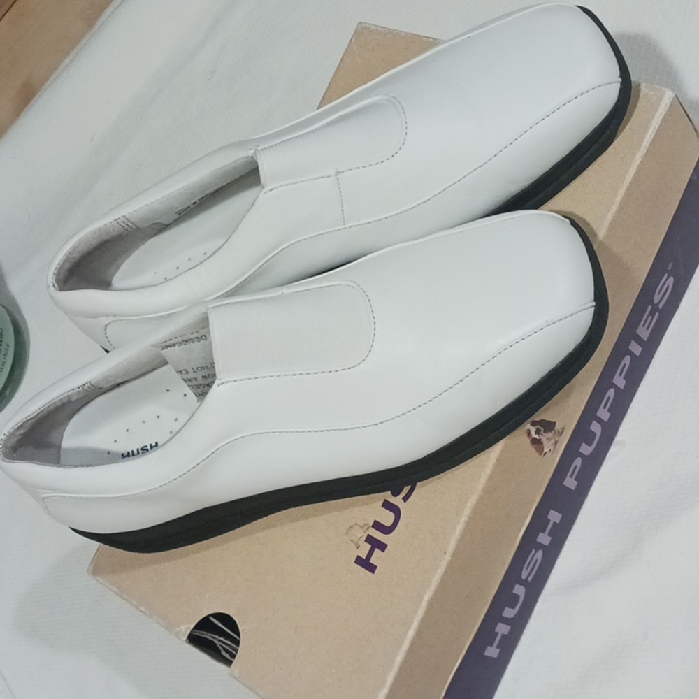 Hush Puppies white leather shoes